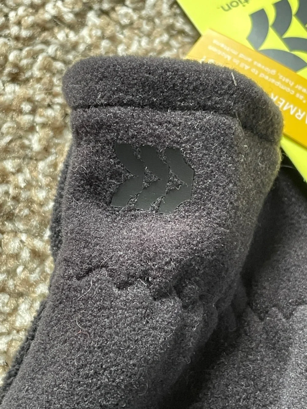 NWT All in Motion Fleece Gloves